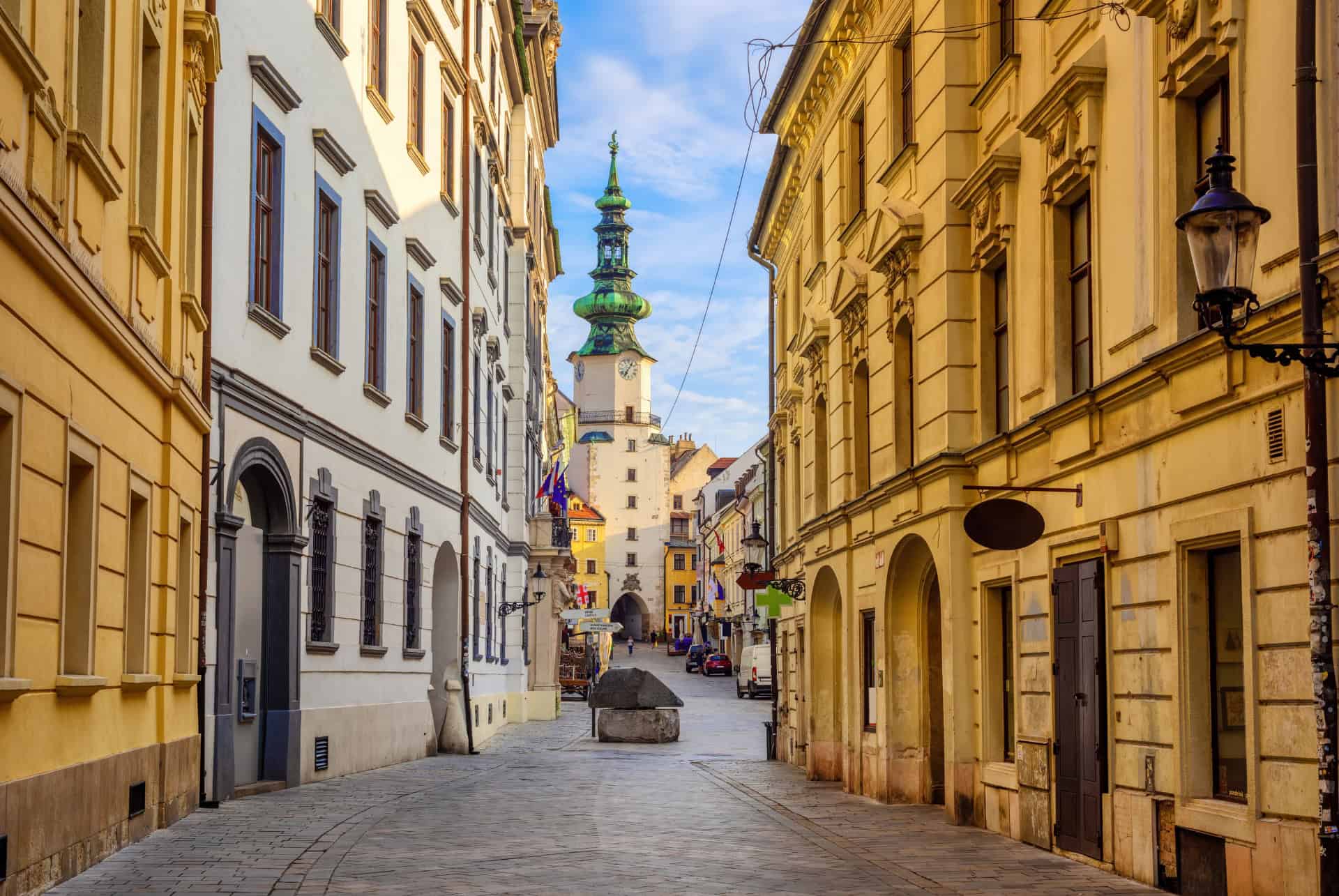 porte saint michel que faire bratislava