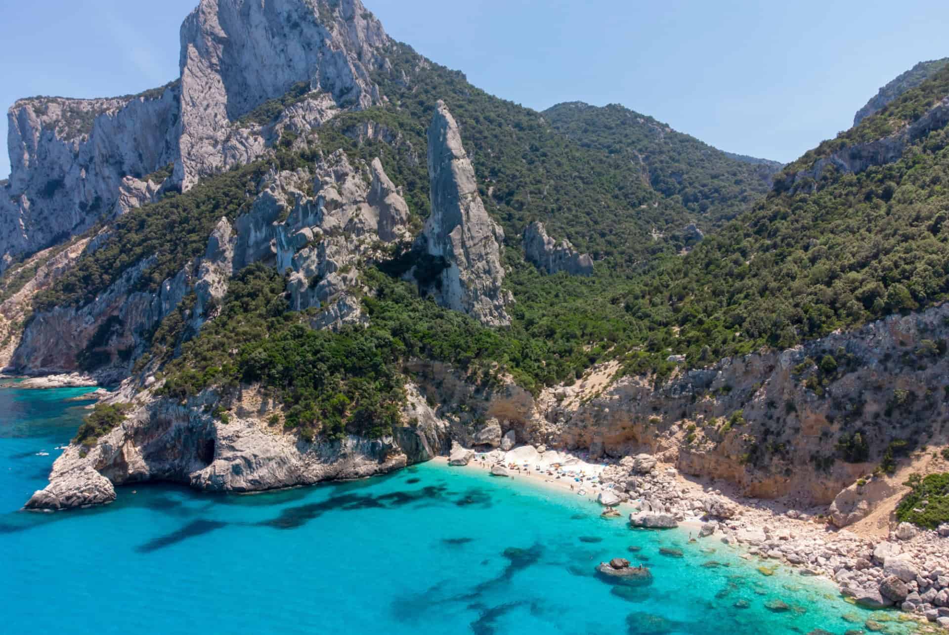 cala goloritze sardaigne en juillet