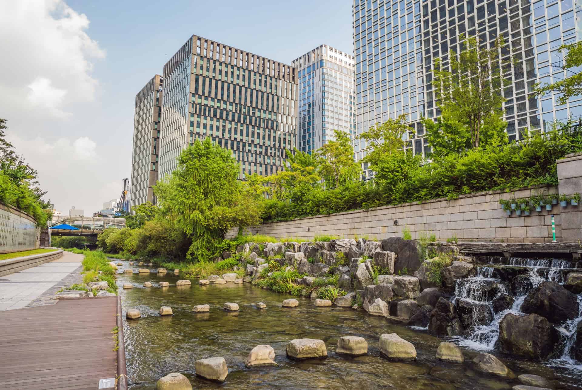 cheonggyecheon stream