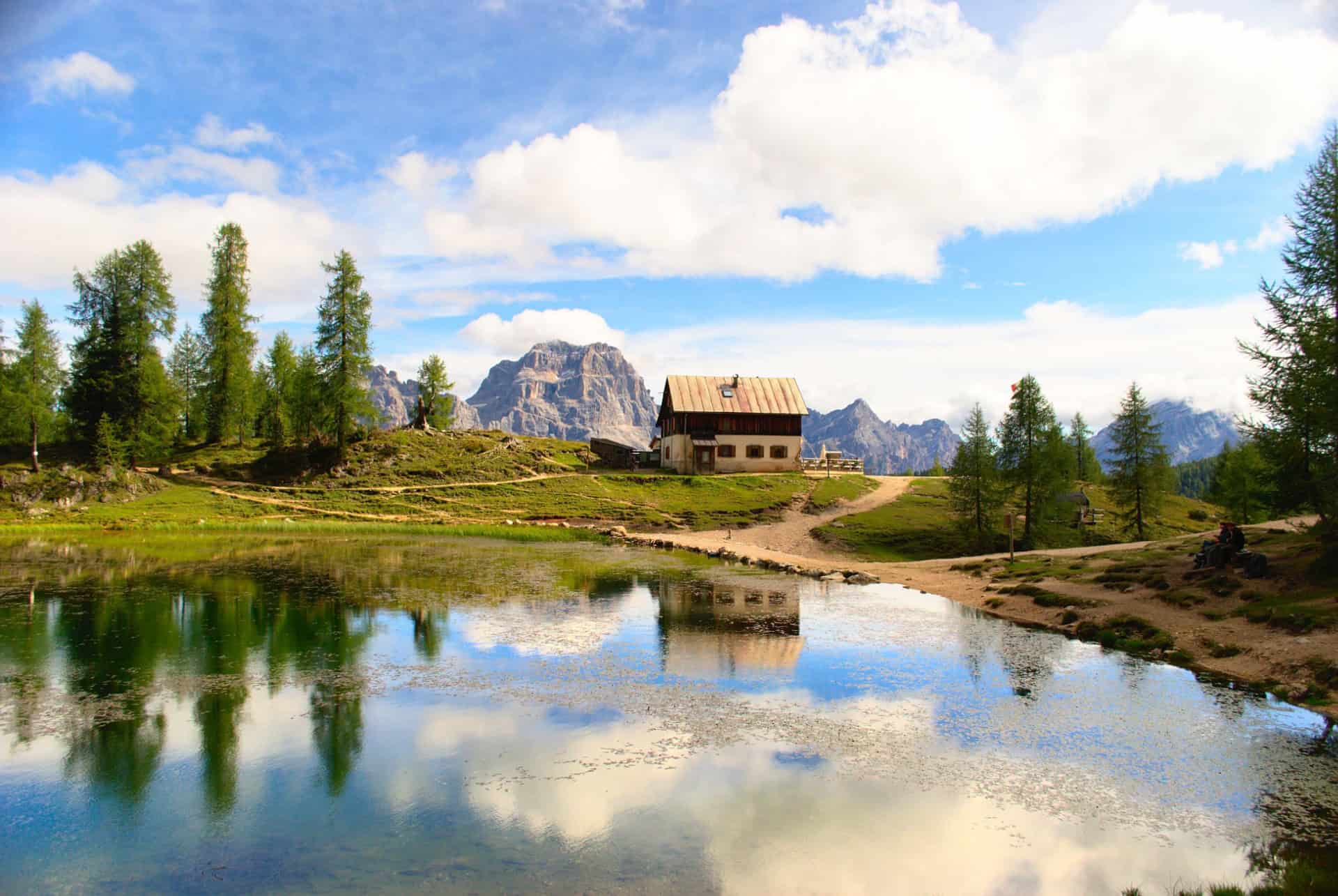 lago federa et croda da lago plus belles randonnees dolomites