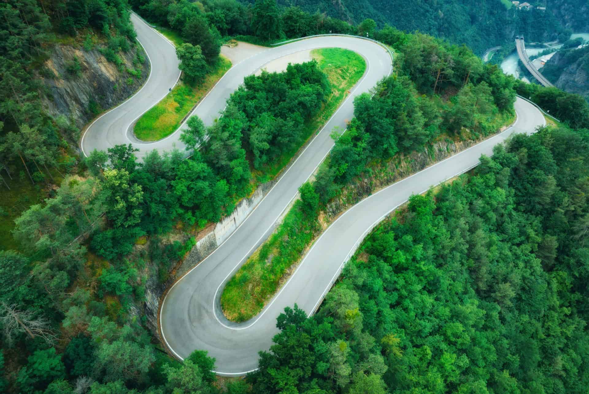routes dans les dolomites