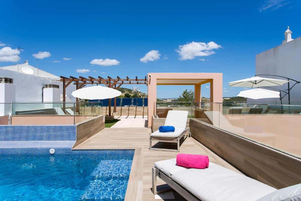 casa amarela guesthouse