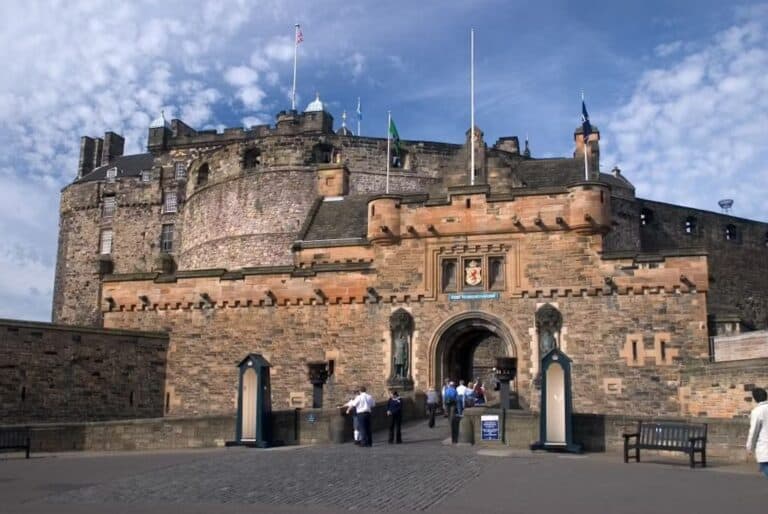 Entrée et visite guidée au Château d’Édimbourg