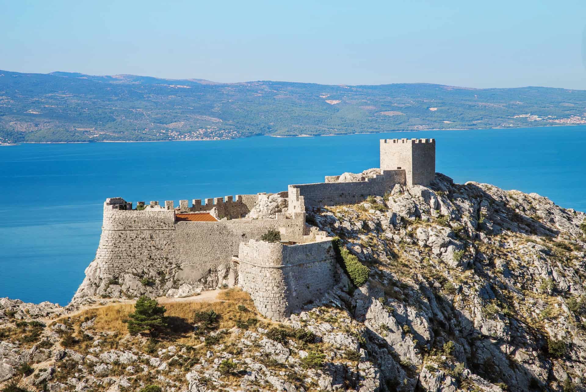 fortresse de Stari Grad omis