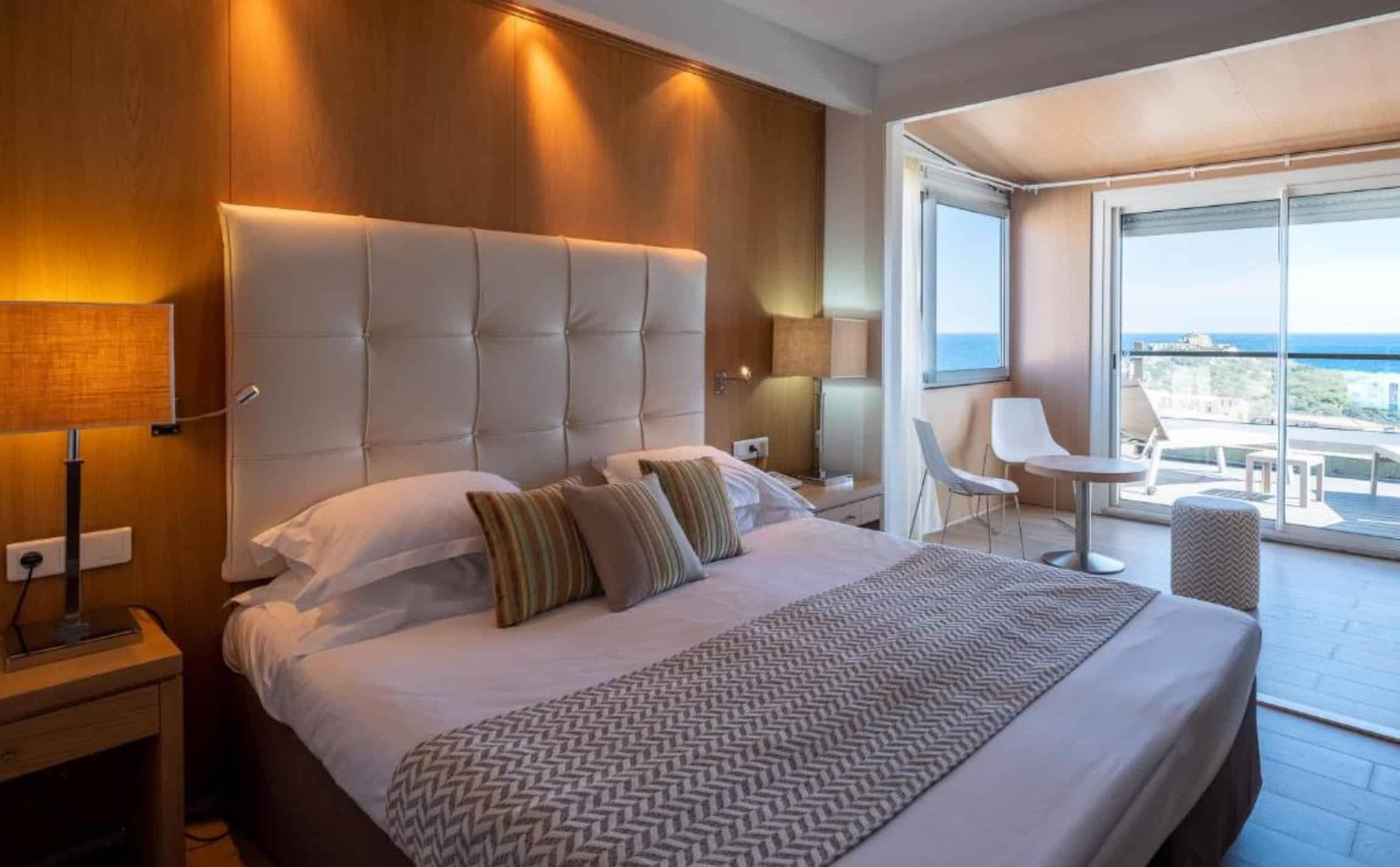 hotel revellata 