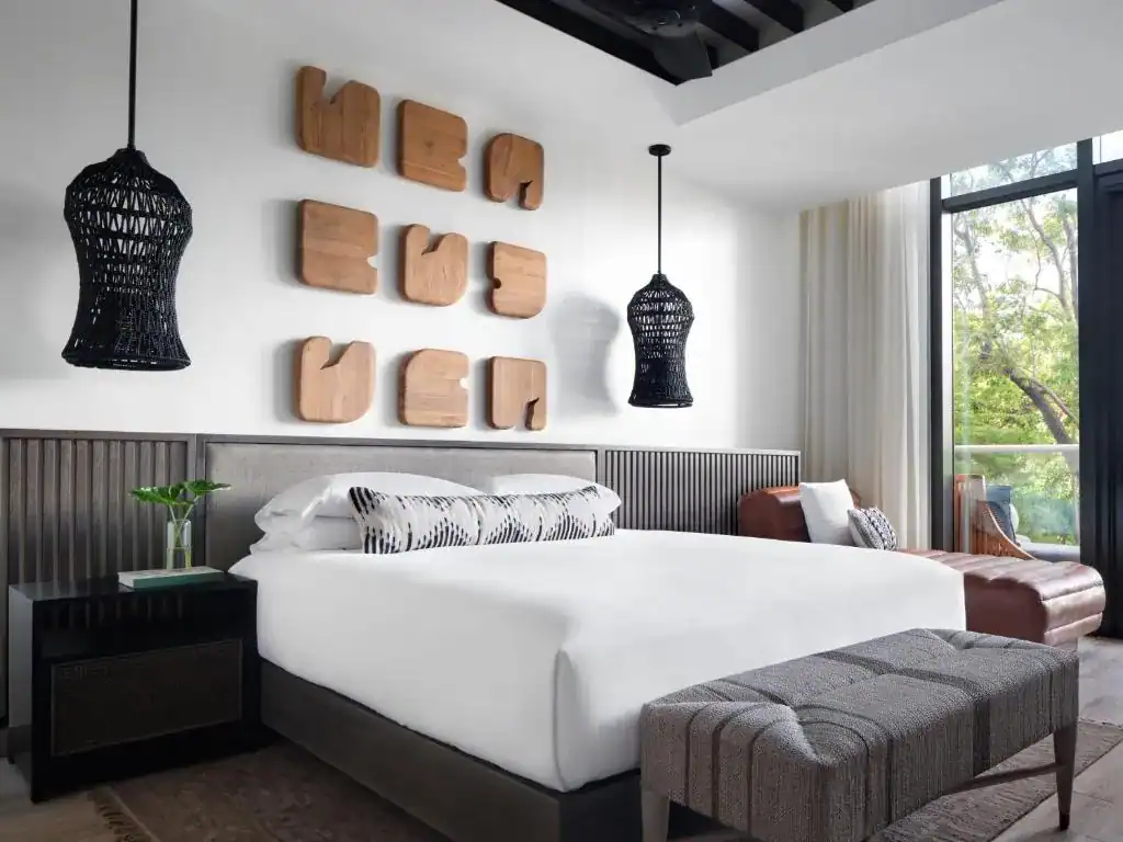 kimpton grand roatan resort