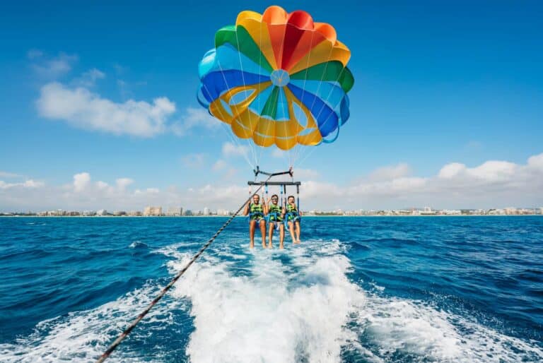 Majorque : Parachute ascensionnel à la baie de Palma