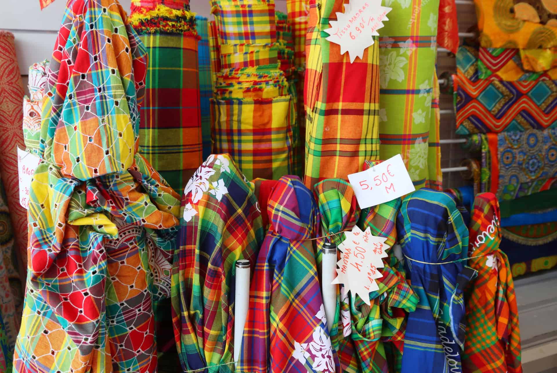 que faire a pointe a pitre achat souvenir tissu madras