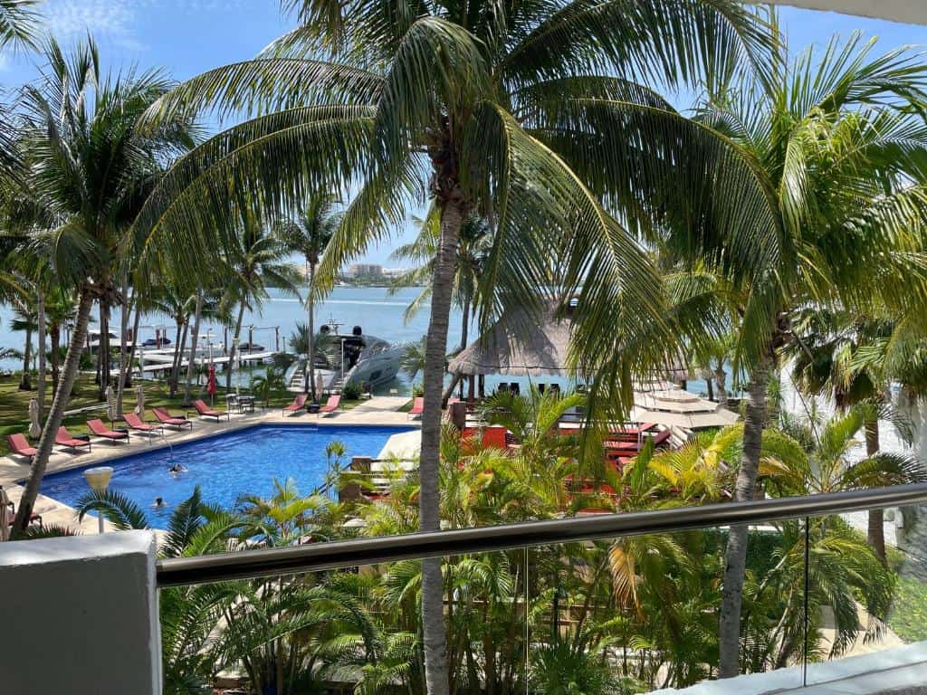sina suites cancun mexique