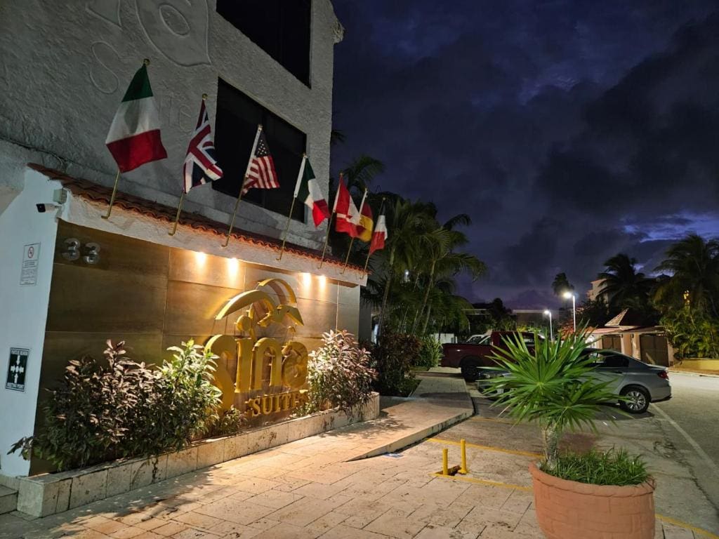sina suites cancun