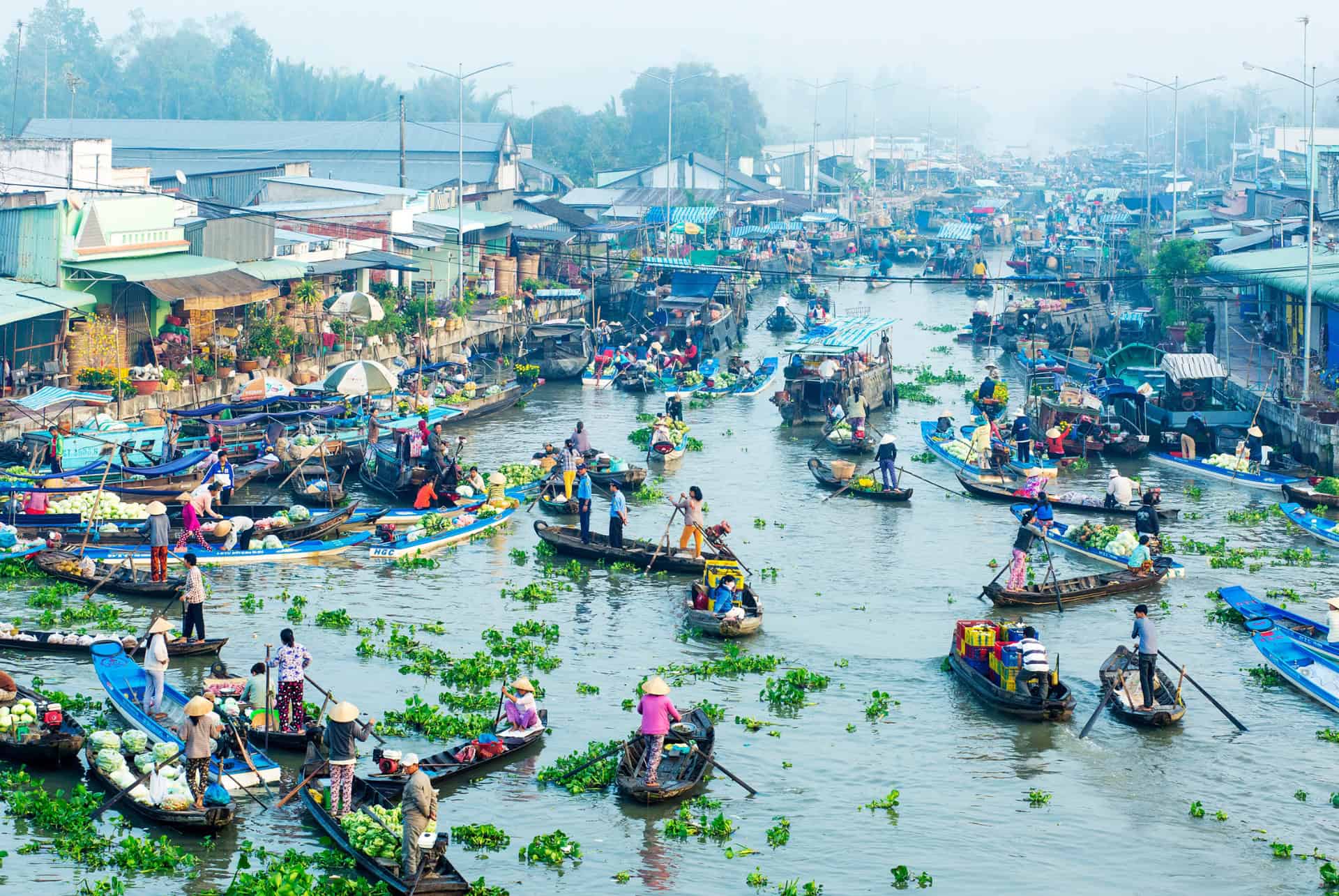 vietnam en aout marche flottant de cai rang