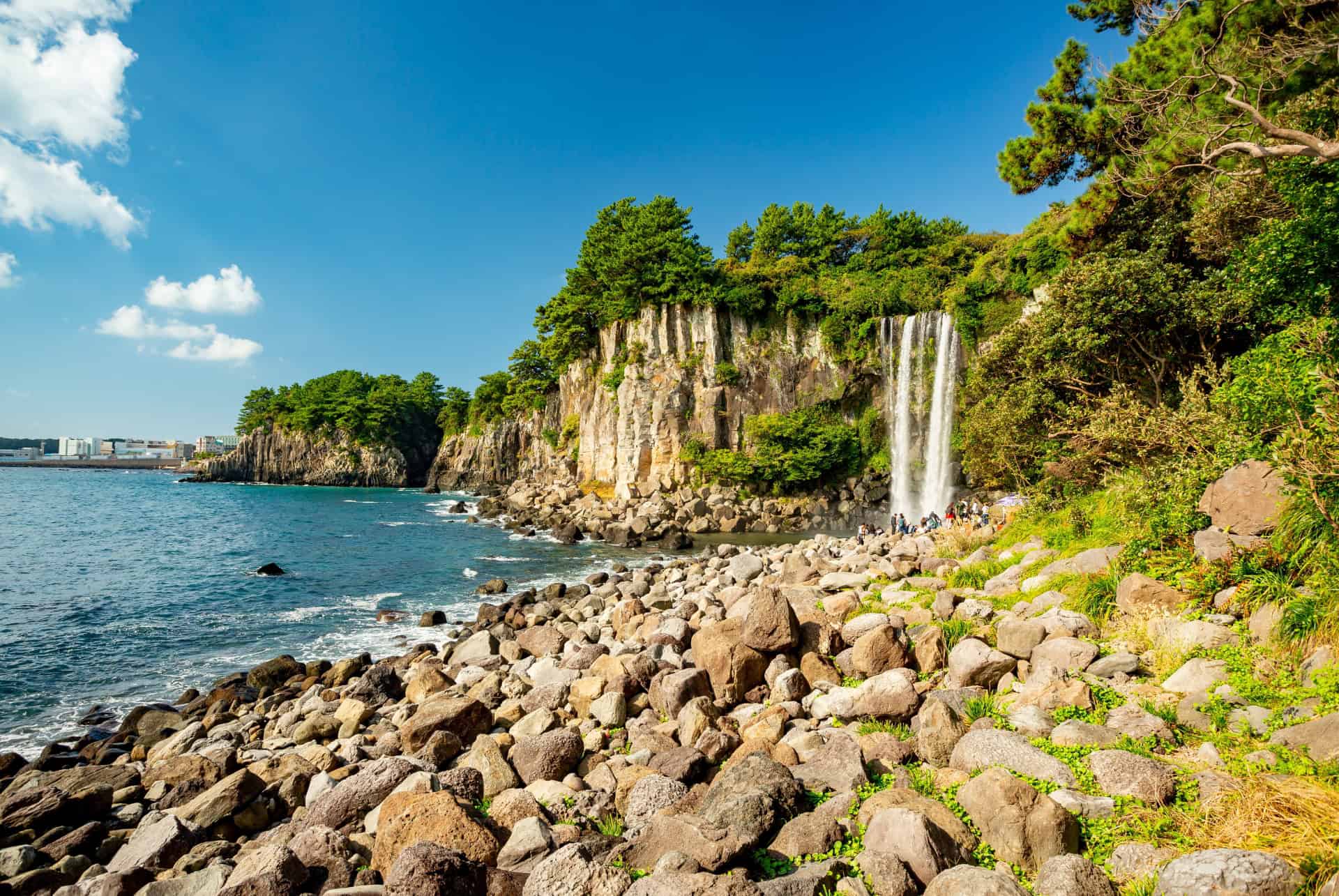 chute de jeongbang ile de jeju