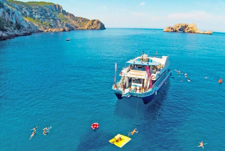 Croisière vers Cala Salada et Cala Saladeta