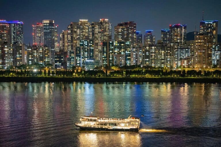 Croisière nocturne sur le fleuve Han