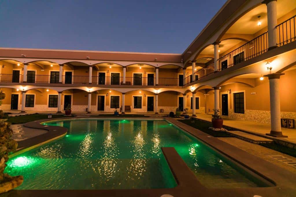 hotel los frailes chichen itza