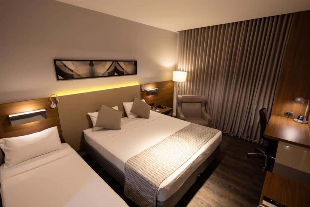 jl hotel bourbon chutes iguazu