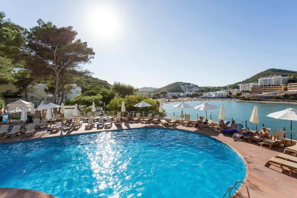 palladium hotel cala llonga