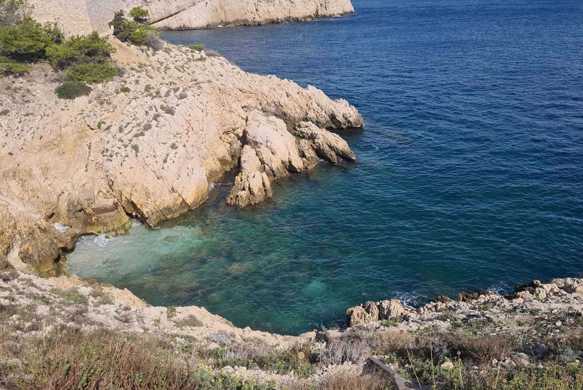 plus belles plages de marseille saint esteve au frioul