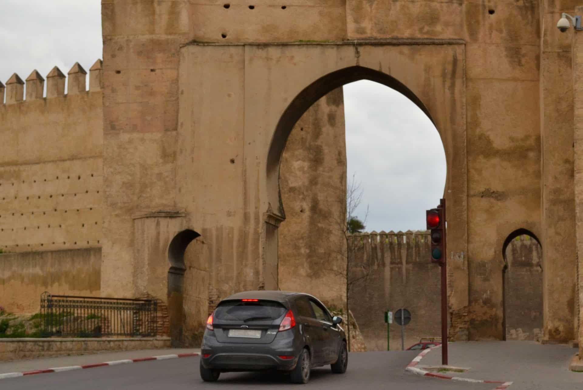 quelle voiture de location a fes choisir