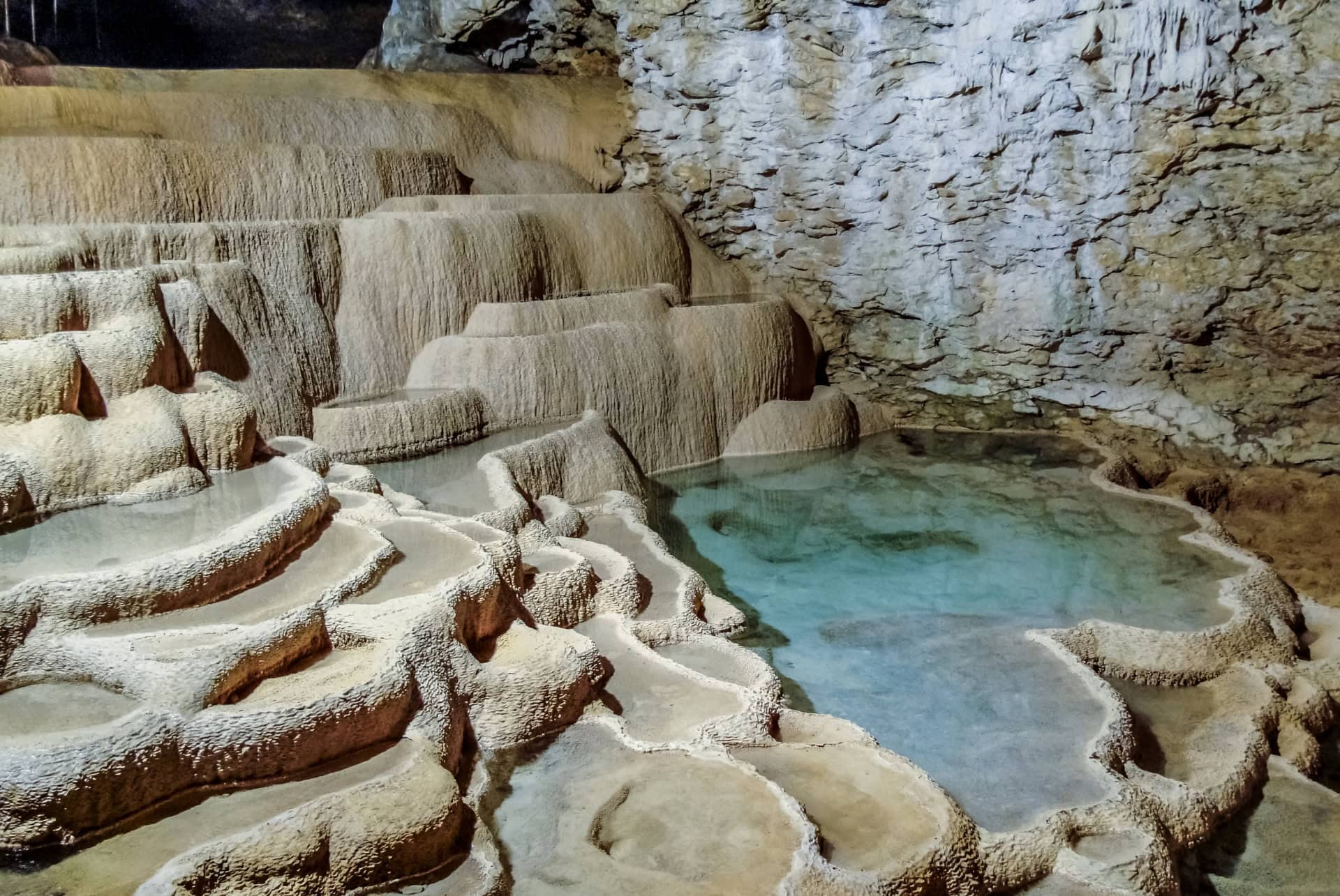 Grottes de la Balme
