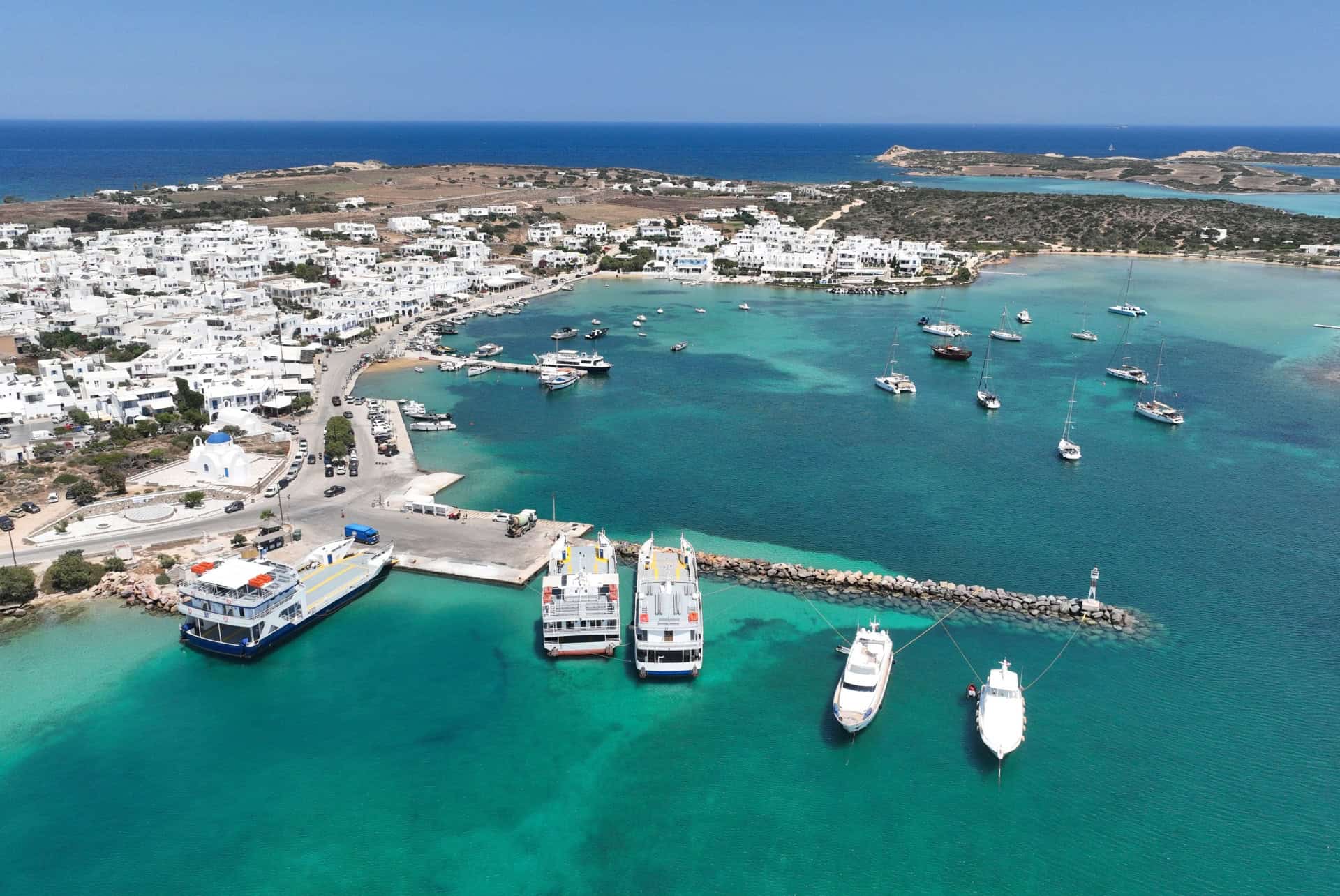 antiparos chora