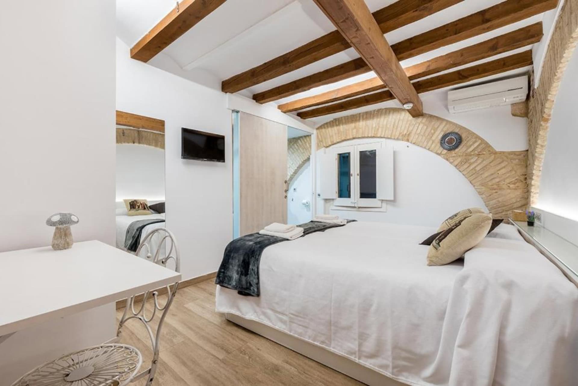 hostal 977 que faire tarragone