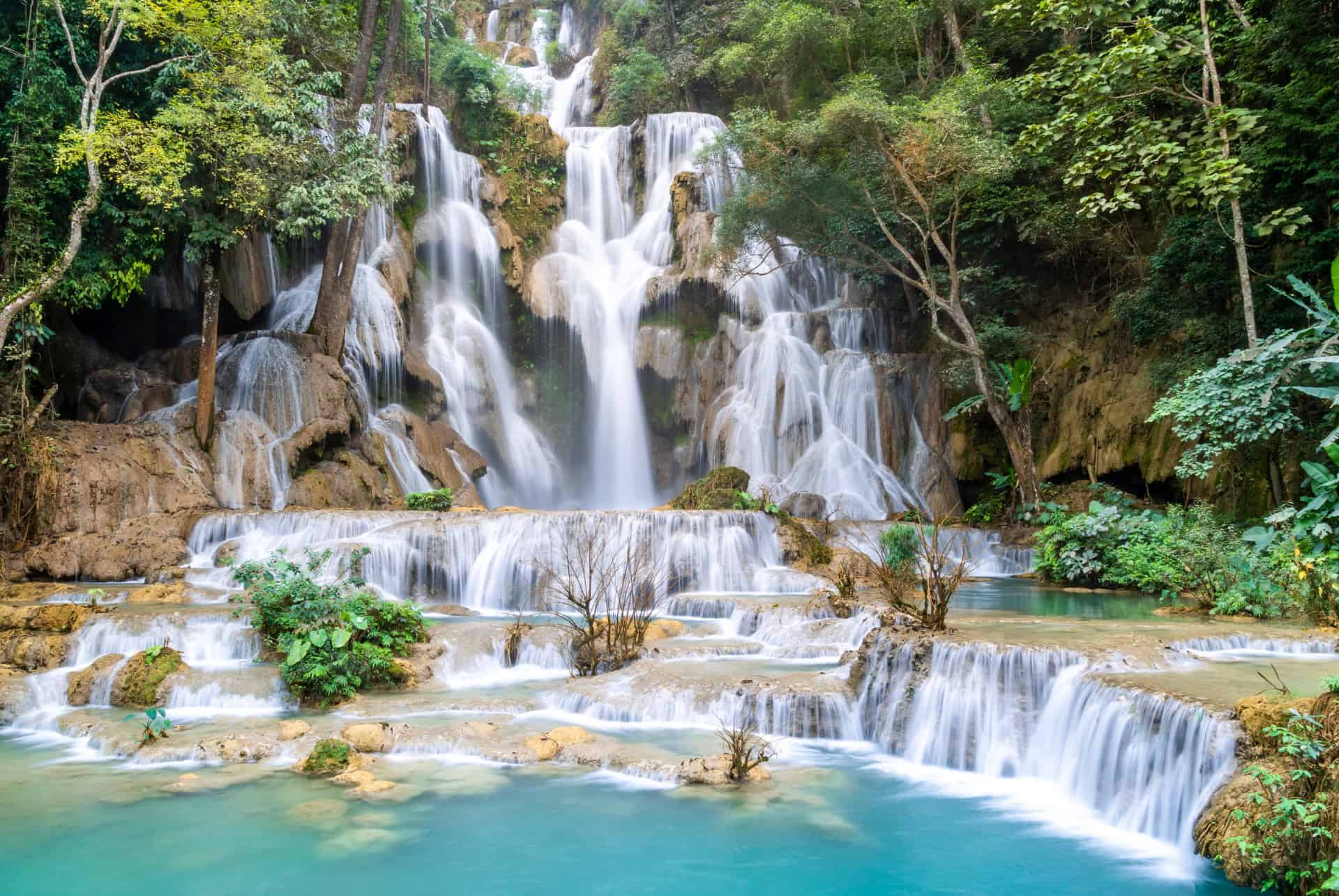 cascades kuang si laos