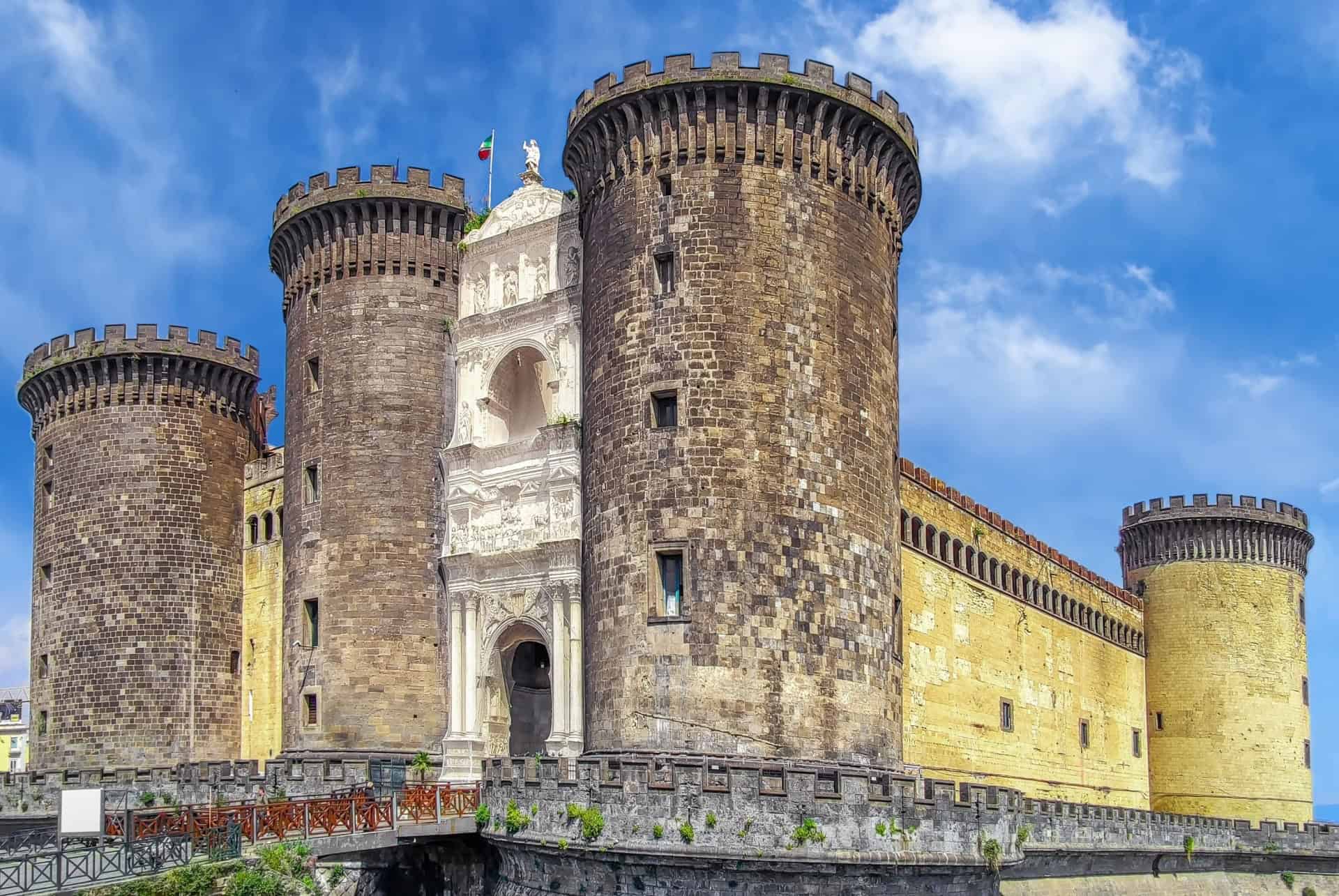 forteresse de castel nuovo