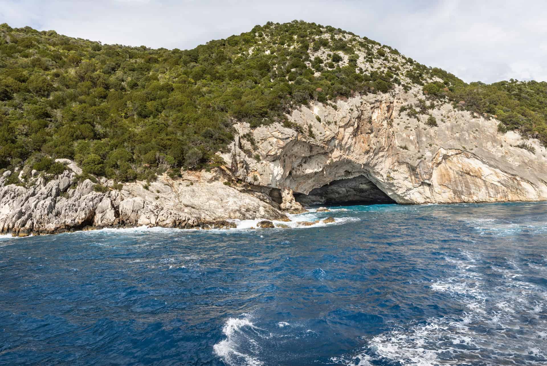 grotte de papanikolis