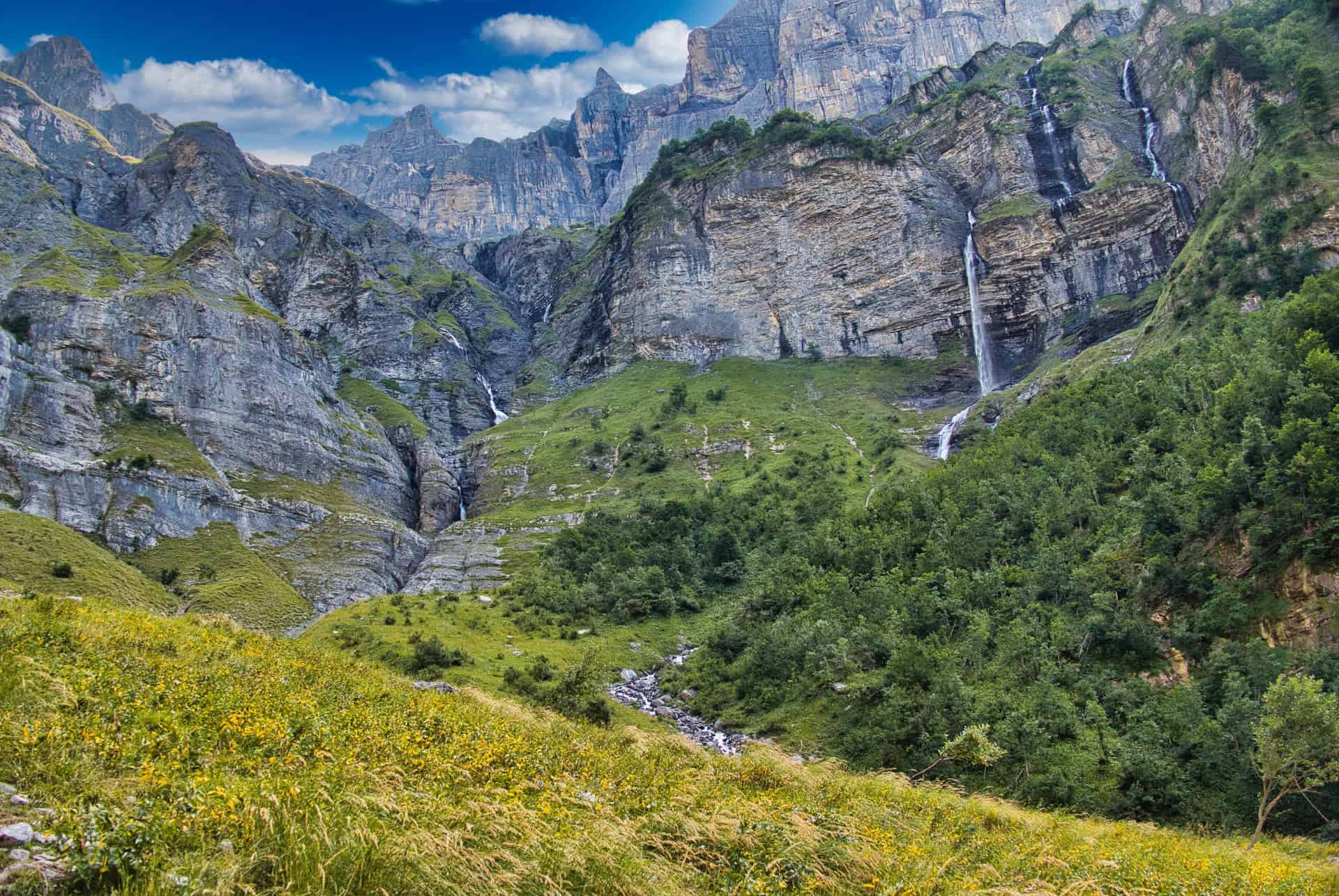 plus belles randonnees de france cirque de sixt fer a cheval