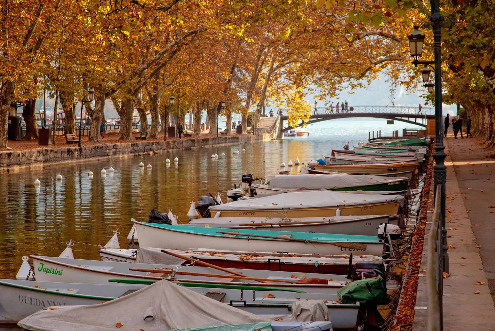 quand partir a annecy en automne