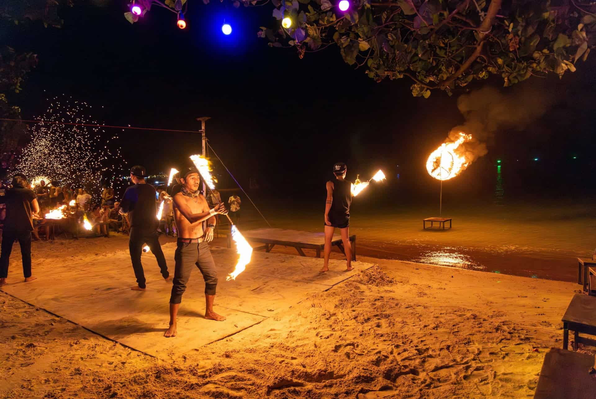soiree koh phi phi