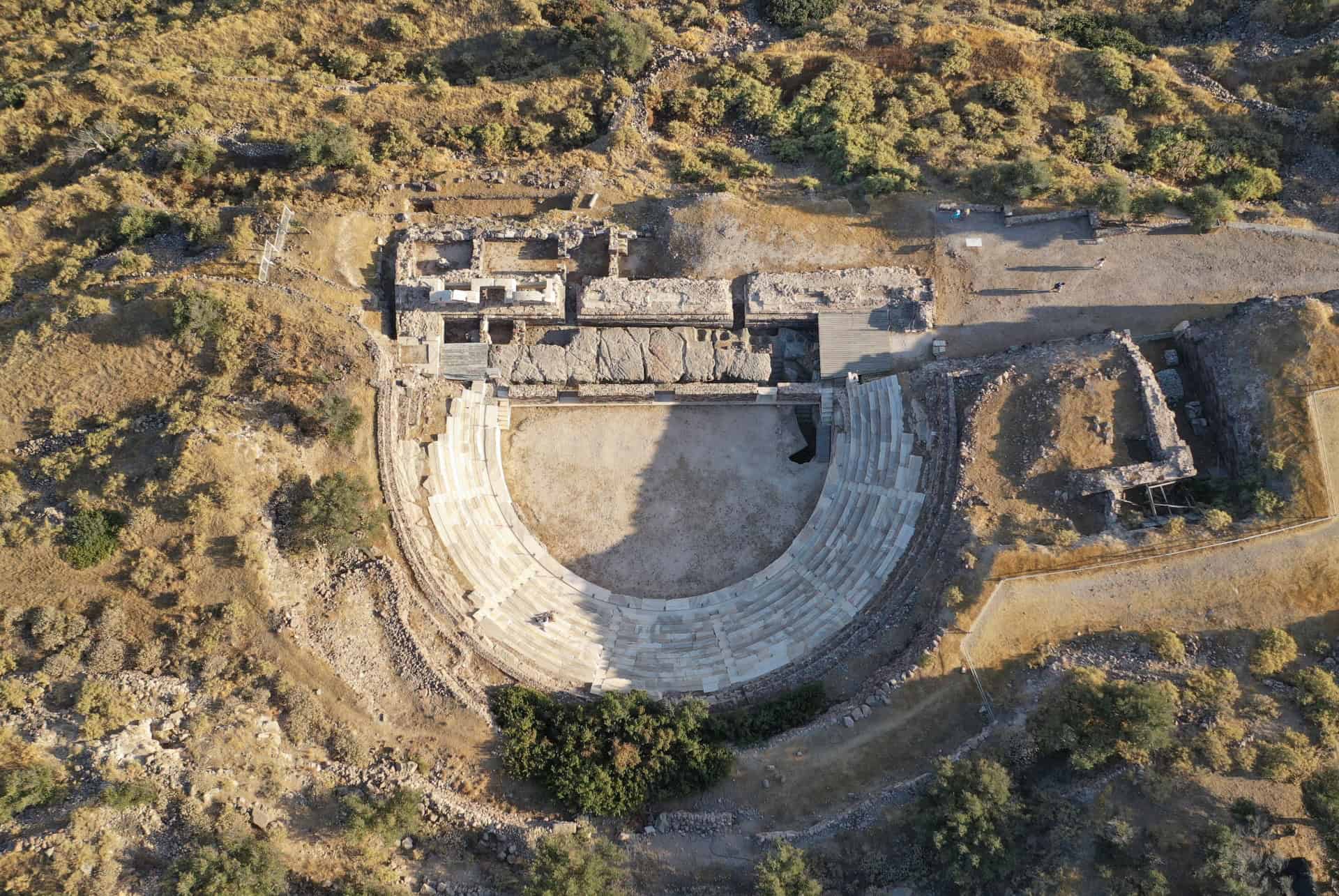 theatre antique milos