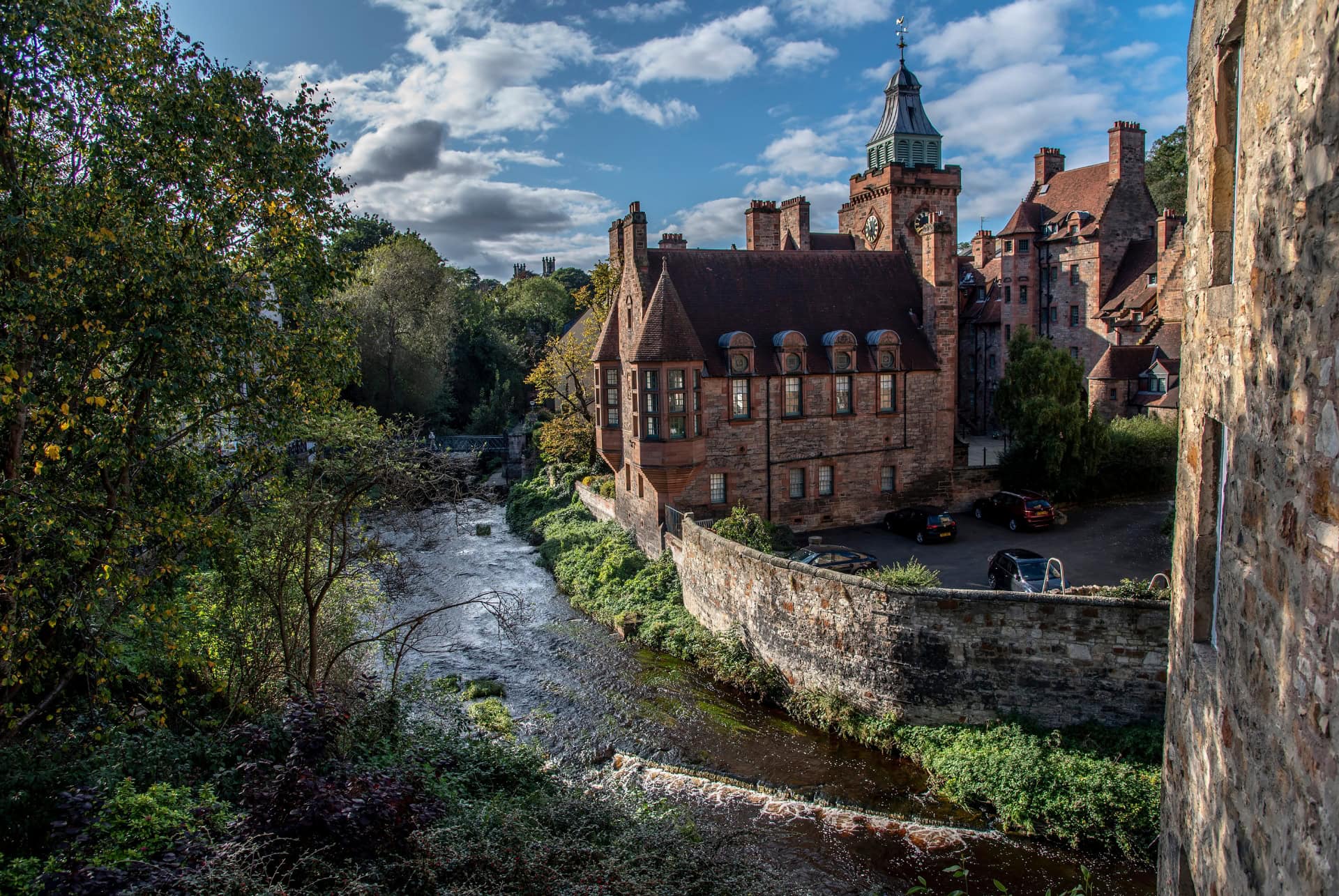 village de dean et la riviere leith
