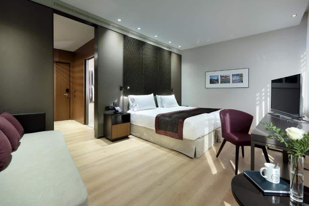 eurostars torre sevilla