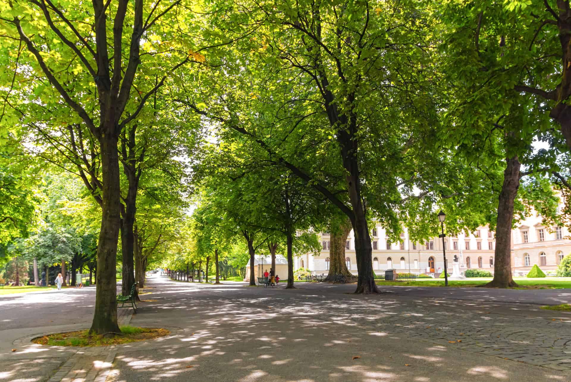 parc des bastions que faire a geneve