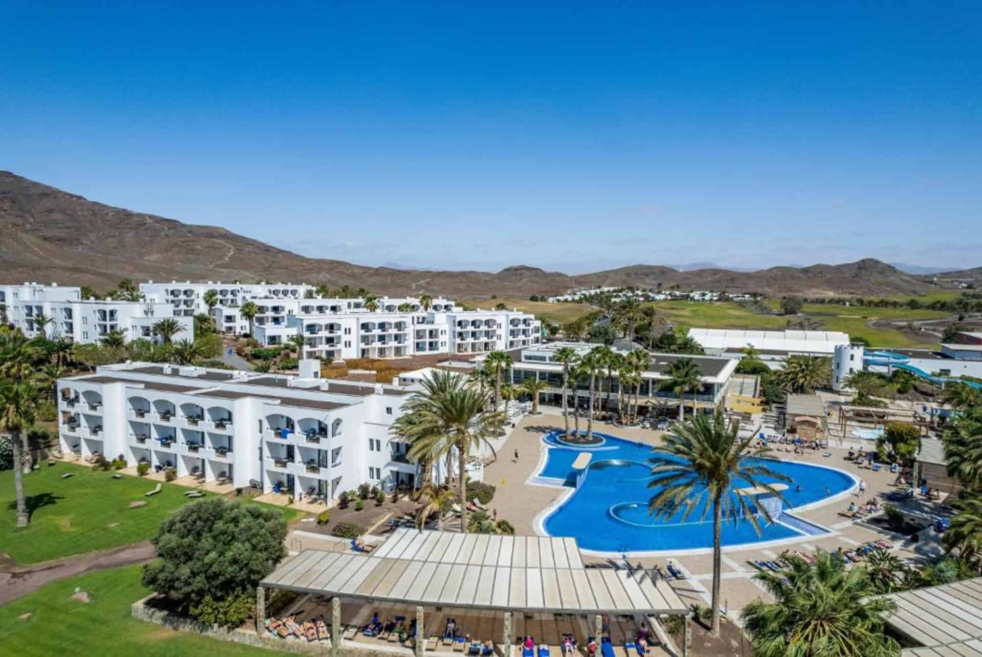 playitas aparthotel sports resort