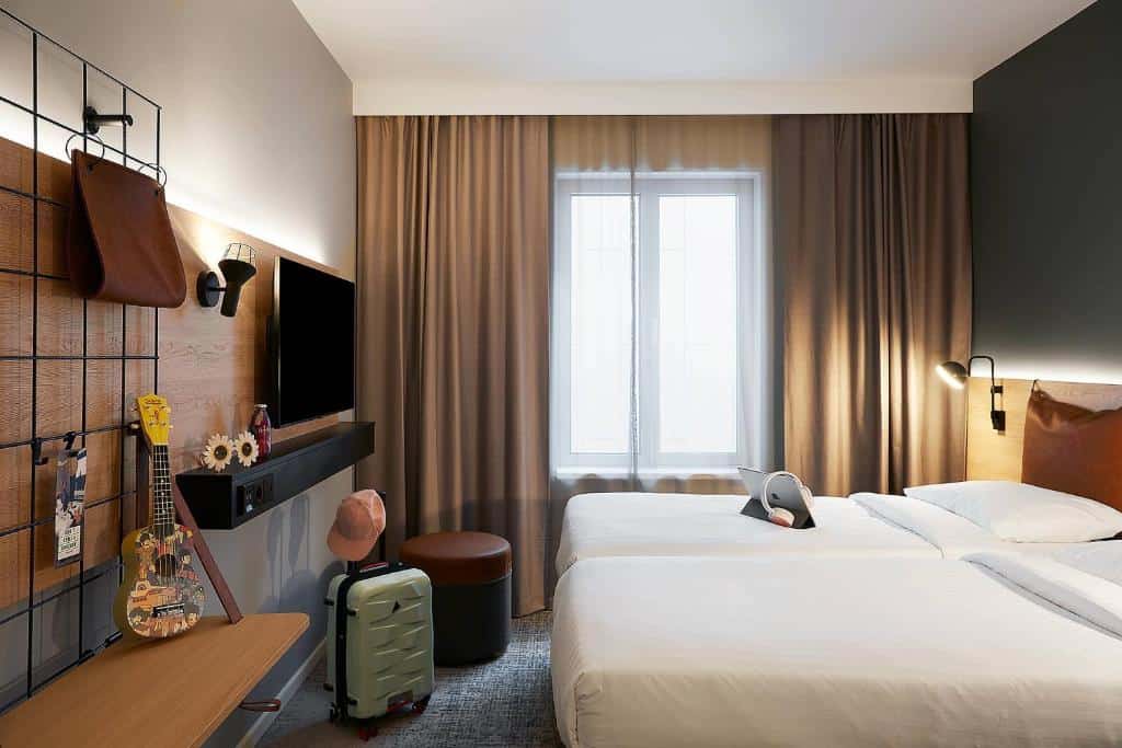 moxy edinburgh fountainbridge