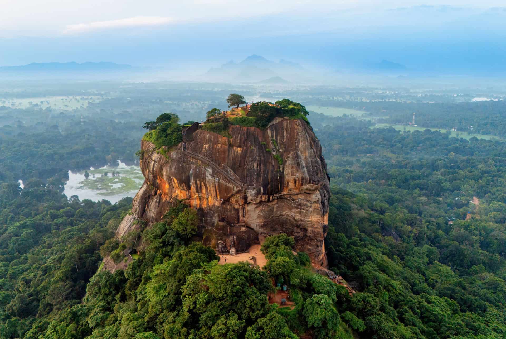 rocher de sigiriya rocher de sigiriya