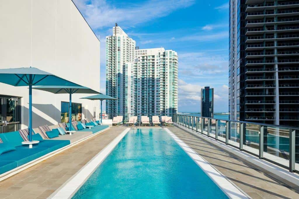 citizenm miami brickell piscine citizenm miami brickell piscine