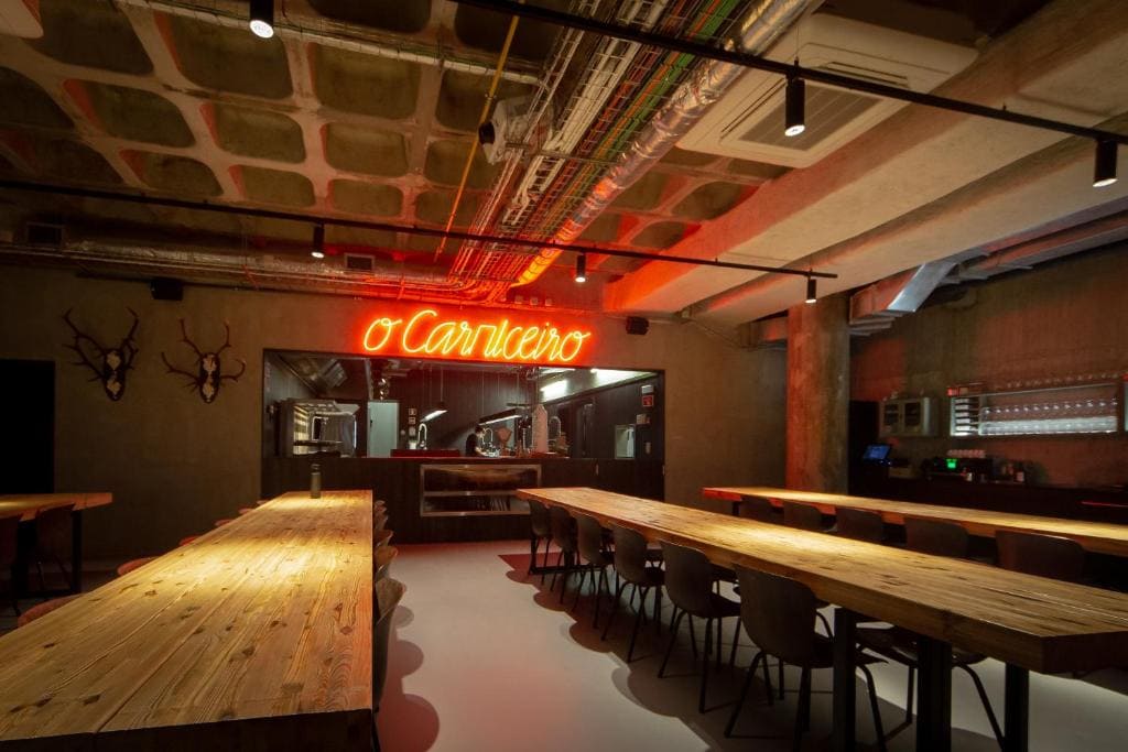 zero box lodge porto zero box lodge porto