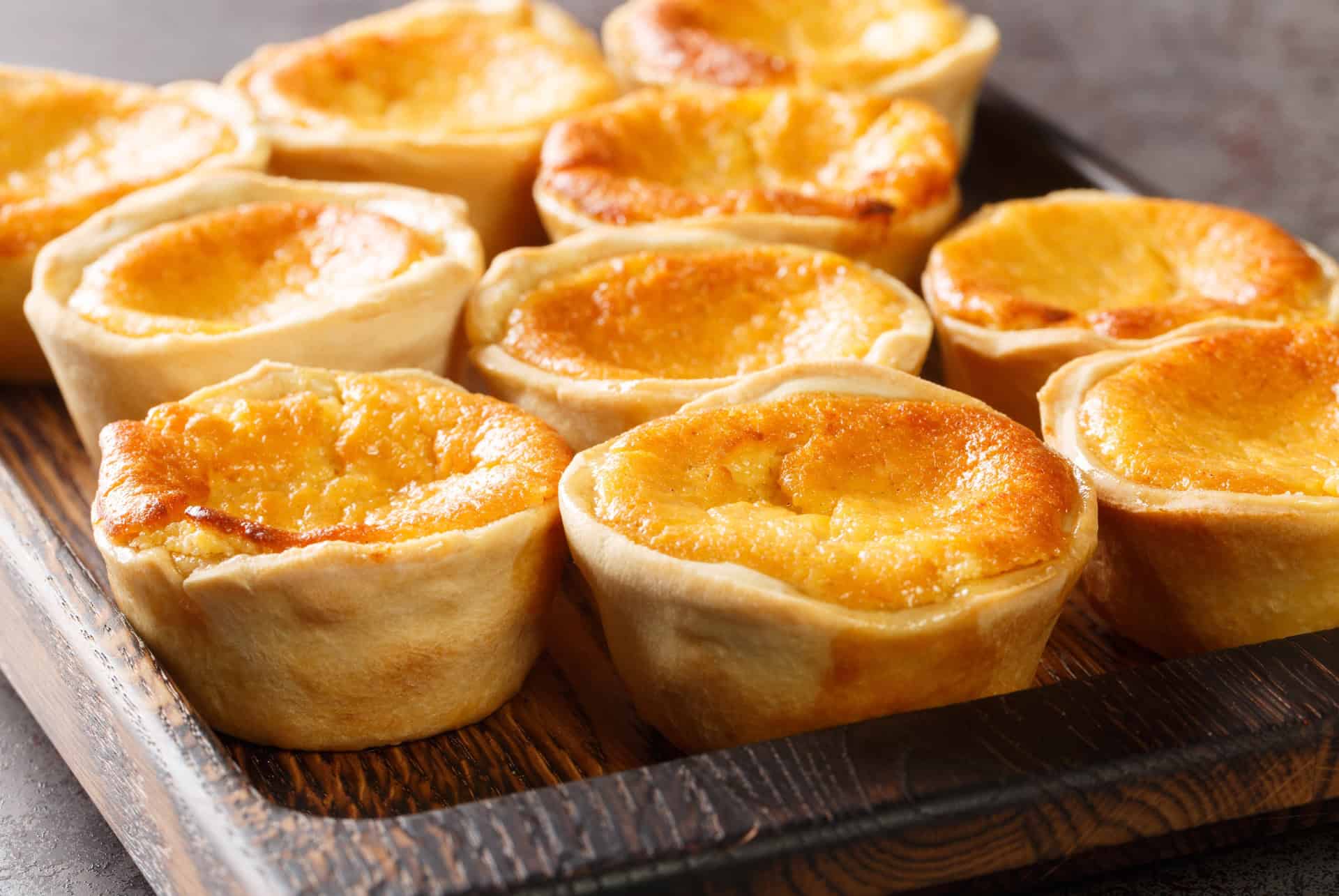 specialites culinaires lisbonne queijadas specialites culinaires lisbonne queijadas