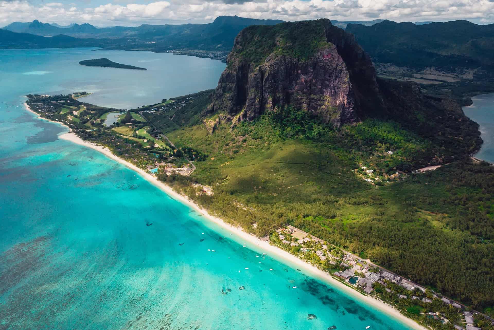 ile maurice ascension du morne brabant ile maurice ascension du morne brabant