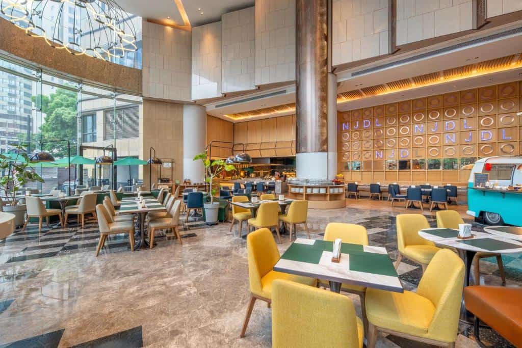 holiday inn shanghai nanjing road shanghai holiday inn shanghai nanjing road shanghai