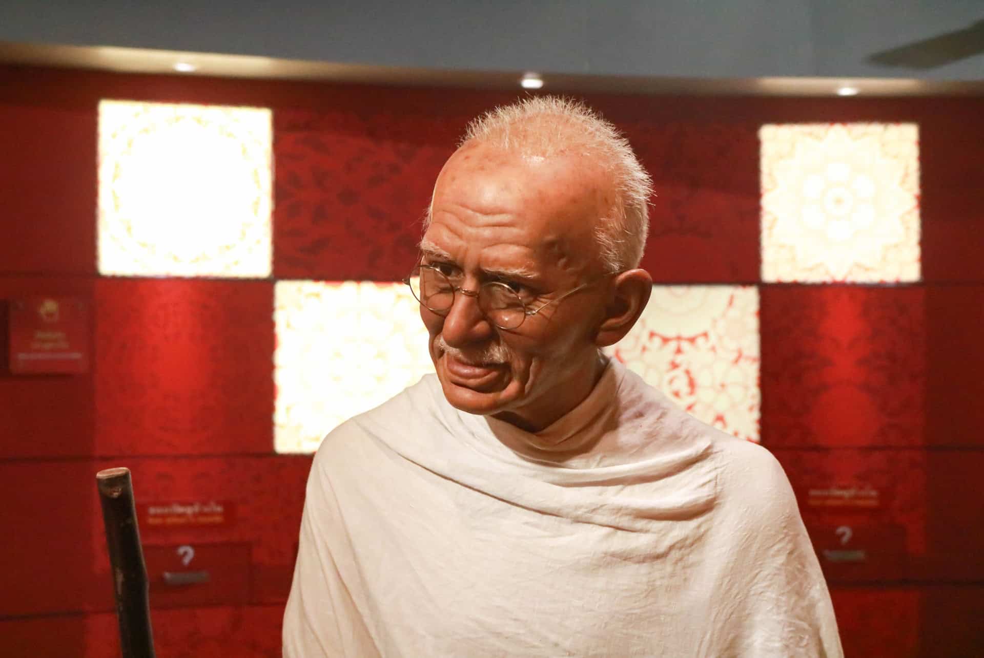 gandhi madame tussauds amsterdam gandhi madame tussauds amsterdam